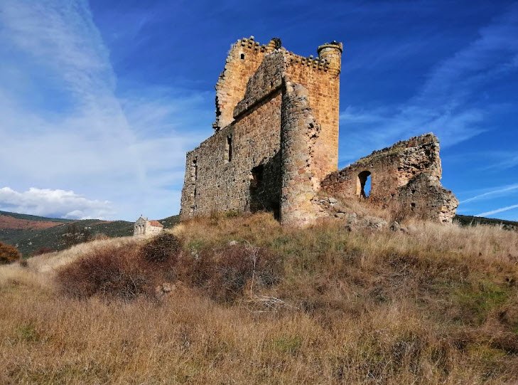 Castillo de Hinojosa de la Sierra, Spain